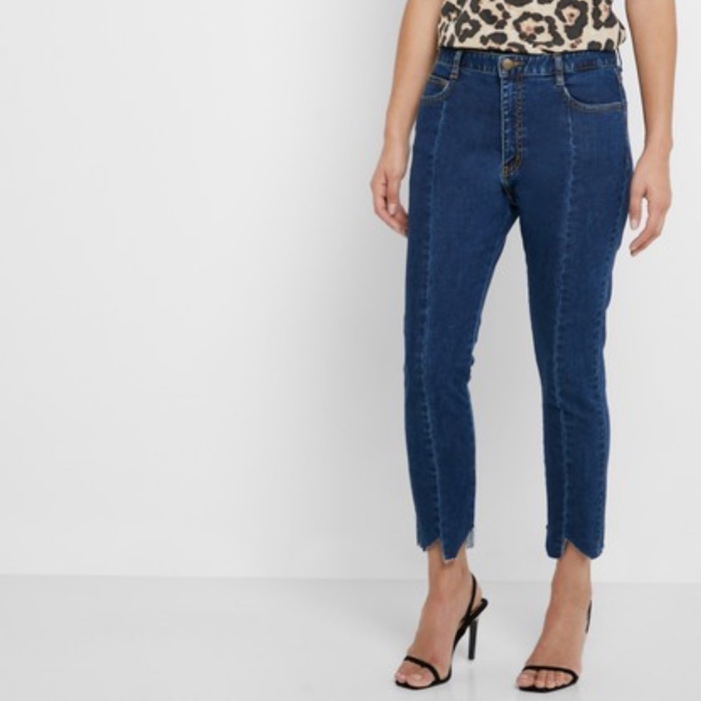 EVIDNT Stepped Raw Hem Skinny Jeans in Blue‎ Size 28